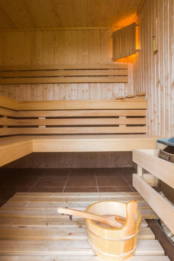 Aqua Fun Domki Z Basenem Ujście-Darłowskie Exteriör bild